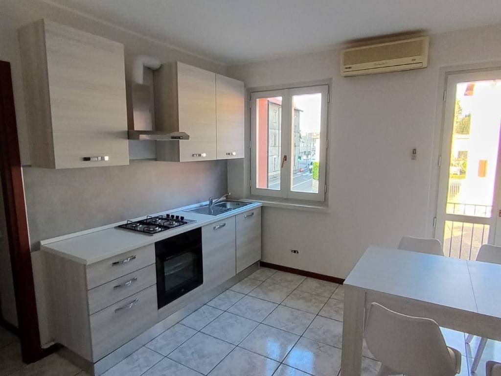 appartamento in affitto a Como in zona Rebbio