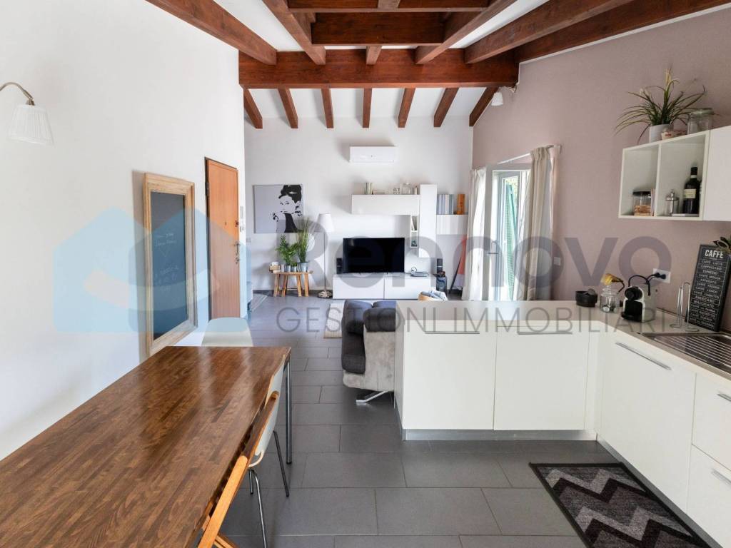 appartamento in affitto a Como in zona Rebbio