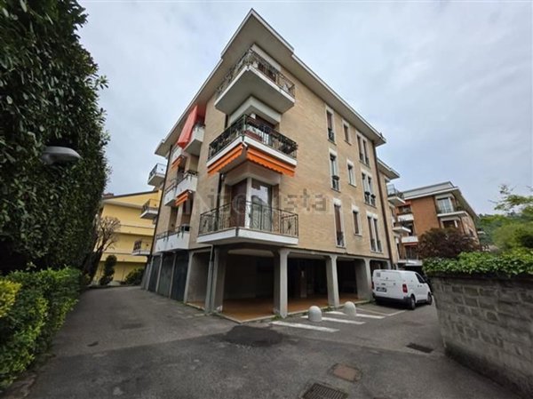 appartamento in affitto a Como in zona Albate