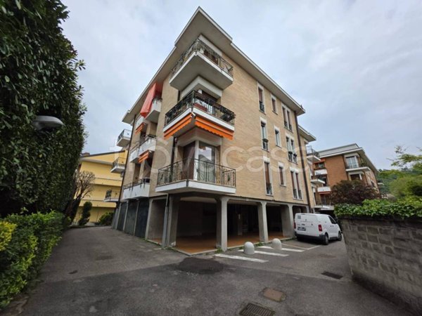 appartamento in affitto a Como in zona Albate