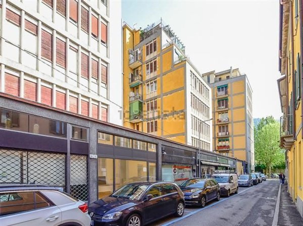 negozio in affitto a Como in zona Como Centro