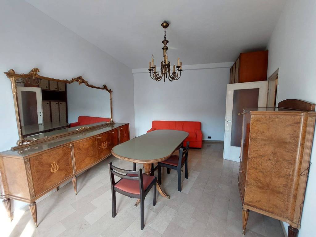 appartamento in affitto a Como in zona Borghi