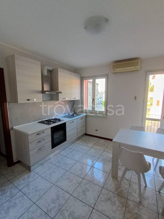 appartamento in affitto a Como in zona Camerlata