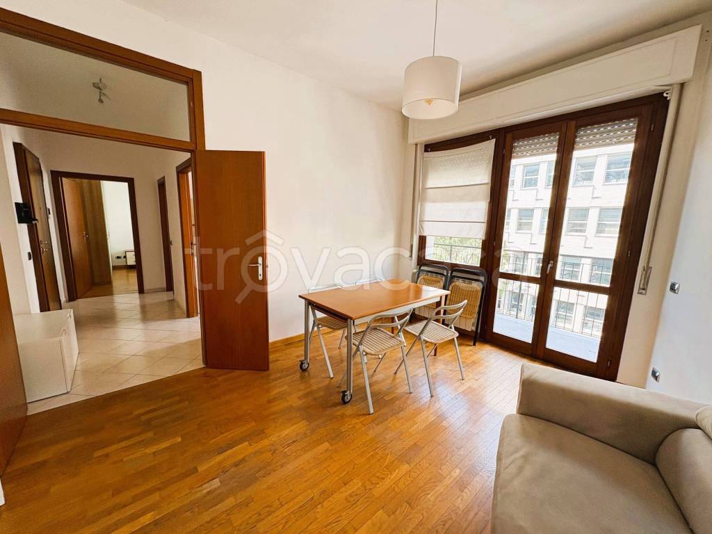appartamento in affitto a Como in zona Valduce