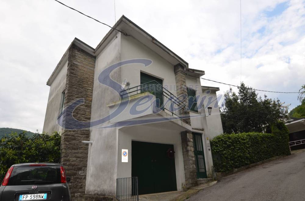casa indipendente in affitto a Como in zona Borghi