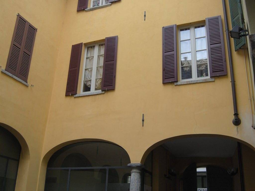 appartamento in affitto a Como in zona Borghi