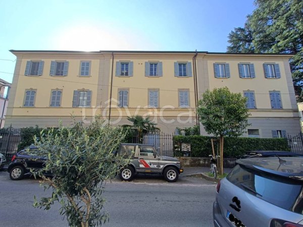 appartamento in affitto a Como in zona Borghi