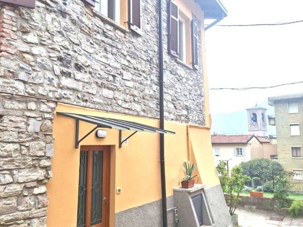 appartamento in affitto a Como in zona Valduce