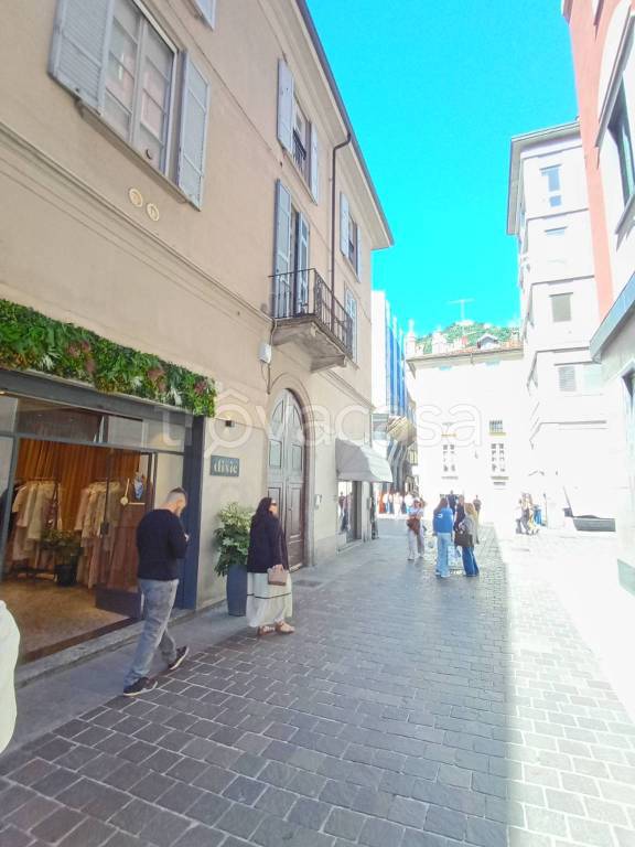 appartamento in affitto a Como in zona Como Centro