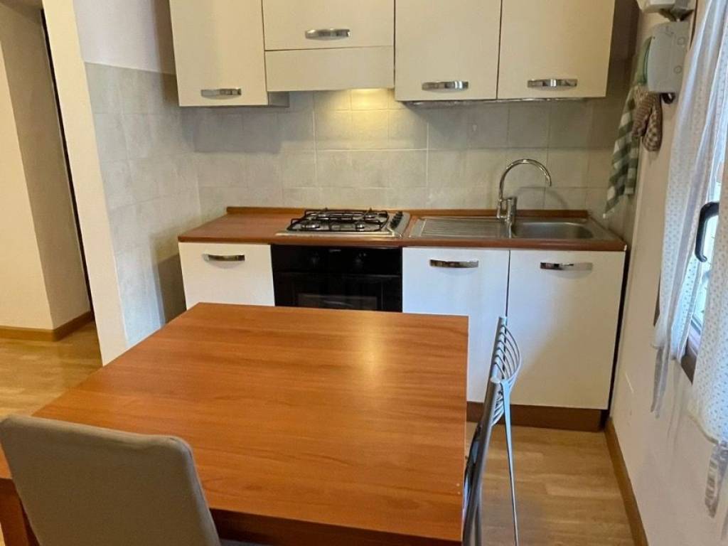 appartamento in affitto a Como in zona Como Centro