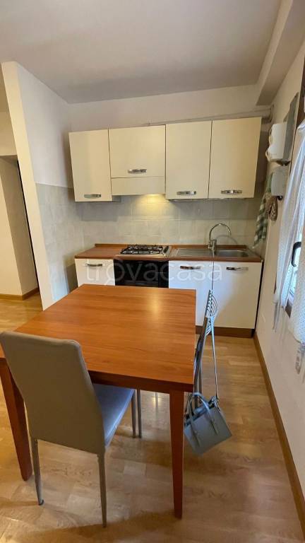 appartamento in affitto a Como in zona Como Centro