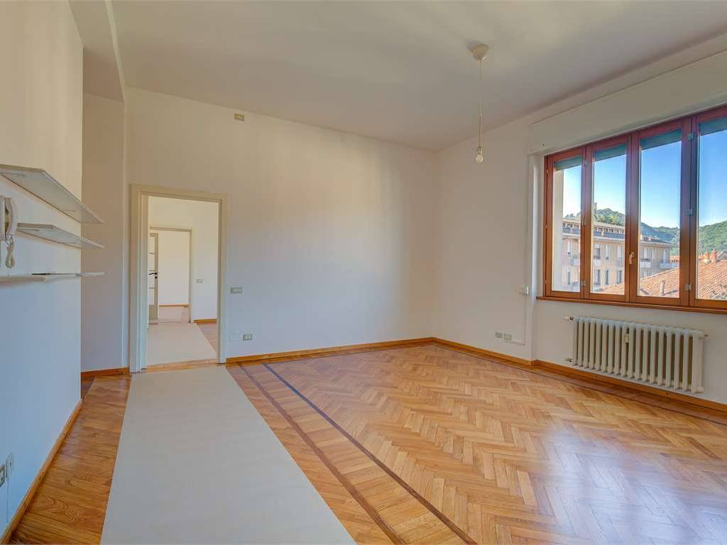 appartamento in affitto a Como in zona Borghi