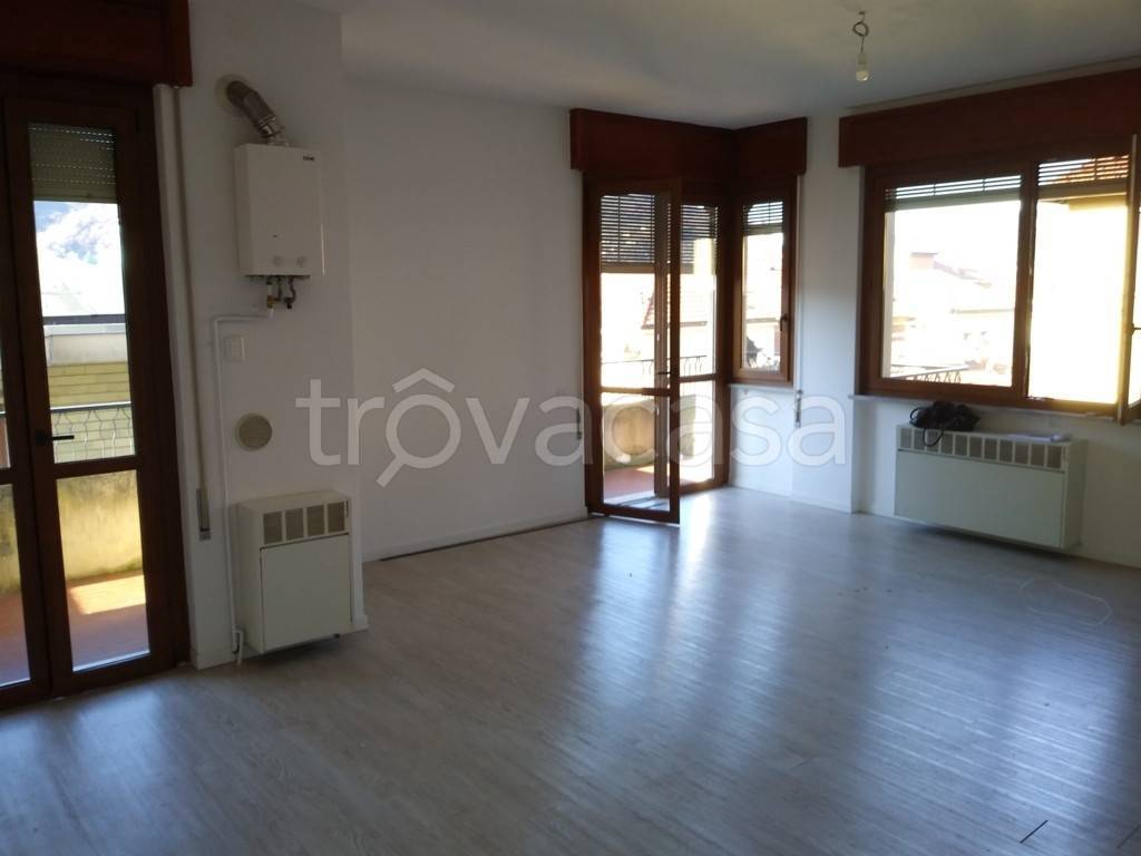 appartamento in affitto a Como in zona Valduce