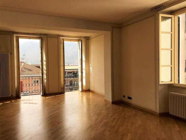 appartamento in affitto a Como in zona Como Centro