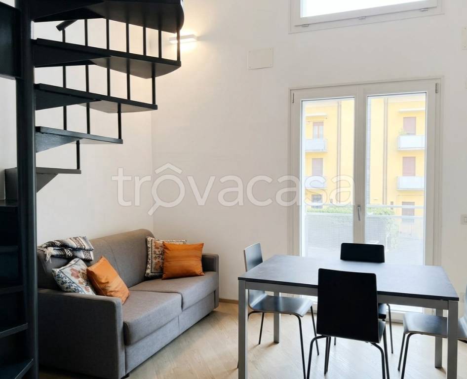 appartamento in affitto a Como in zona Viale Varese