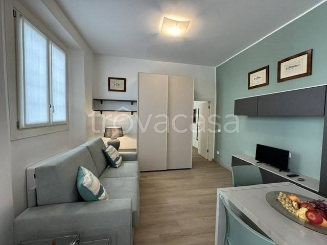 appartamento in affitto a Como in zona Borghi