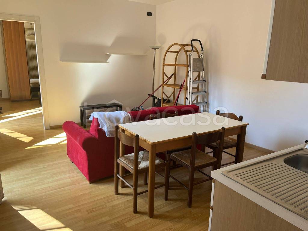 appartamento in affitto a Como in zona Como Centro