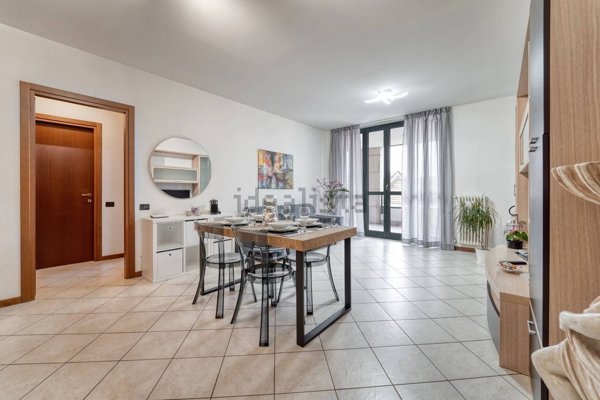 appartamento in affitto a Como in zona Borghi