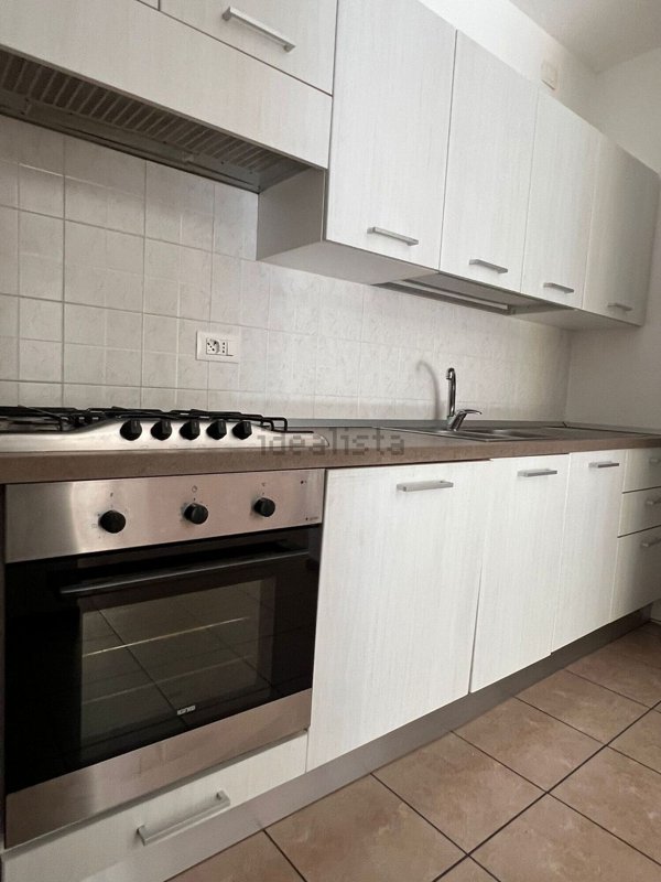 appartamento in affitto a Como in zona Albate