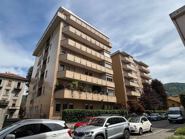 appartamento in affitto a Como in zona Borghi