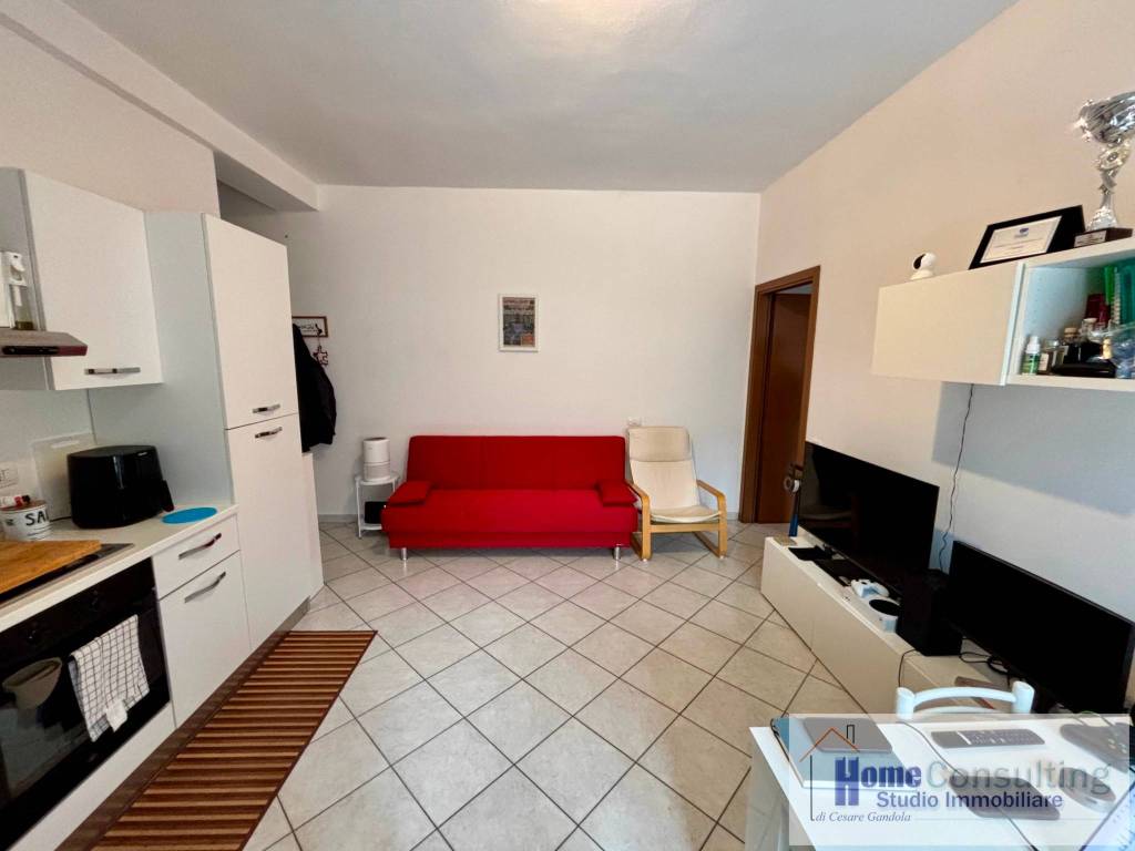 appartamento in affitto a Como in zona Borghi