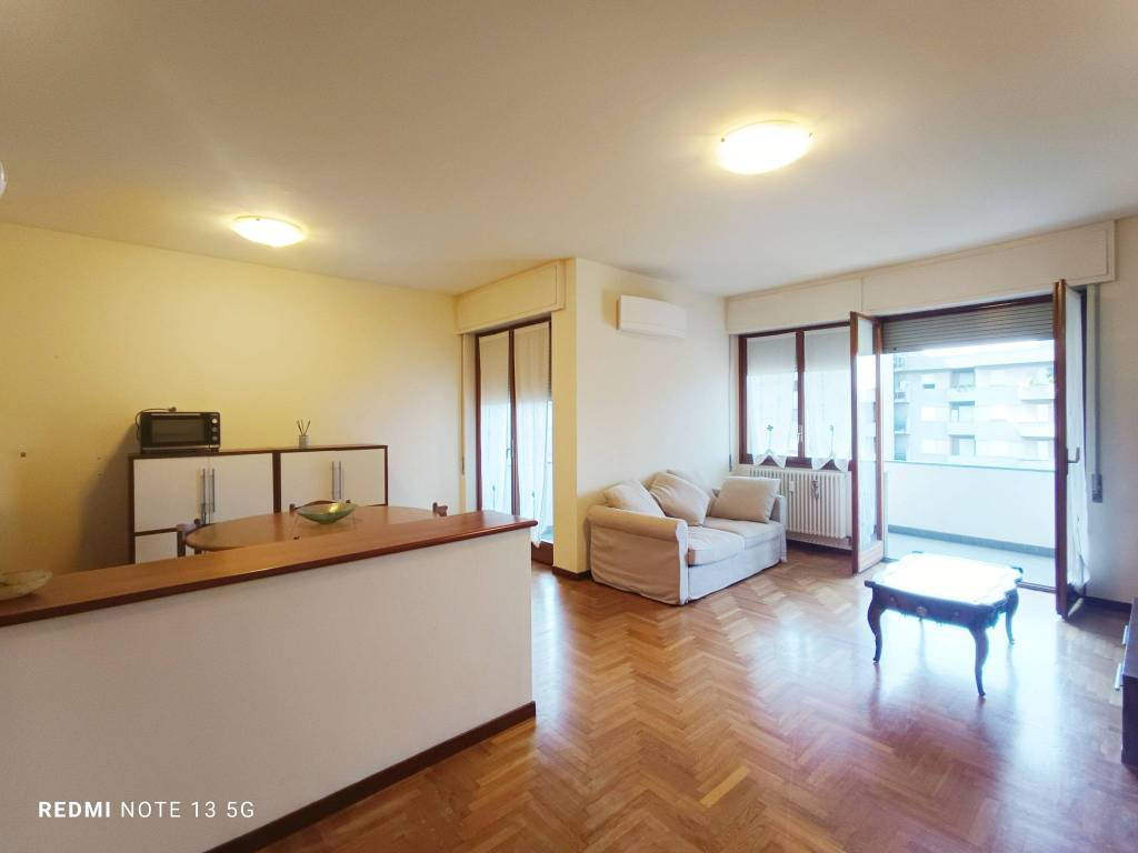 appartamento in affitto a Como in zona Lora