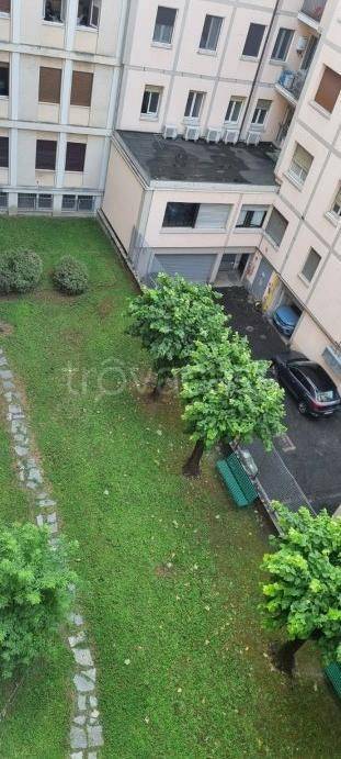 appartamento in vendita a Como in zona Como Centro