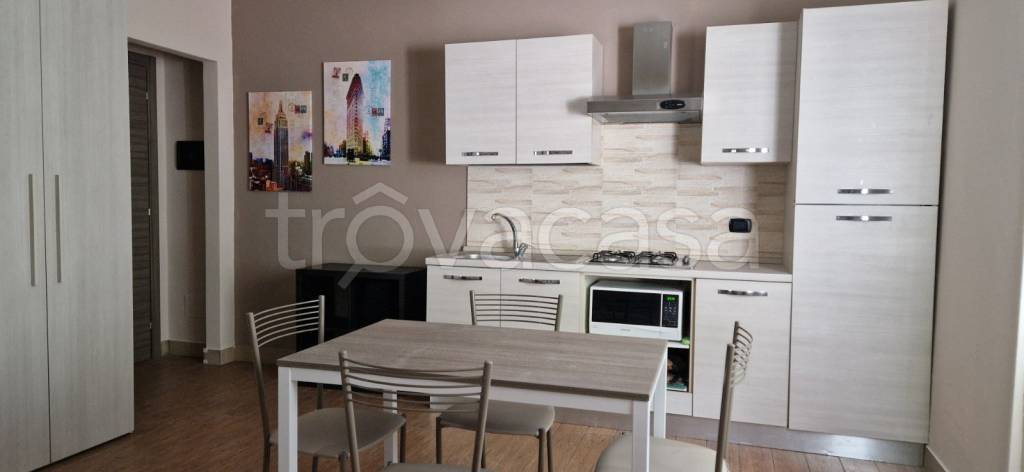 appartamento in affitto a Como in zona Caserme