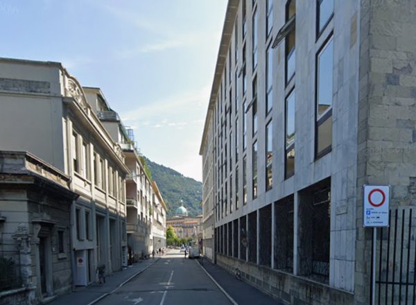 appartamento in affitto a Como in zona Piazza Volta