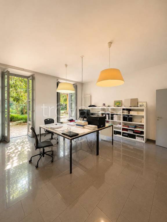 appartamento in affitto a Como in zona Borghi