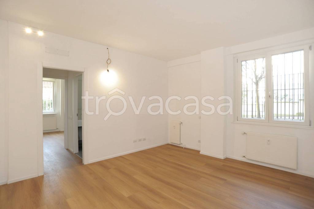 appartamento in affitto a Como in zona Valduce
