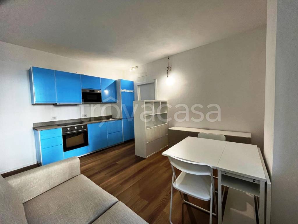 appartamento in affitto a Como in zona Valduce