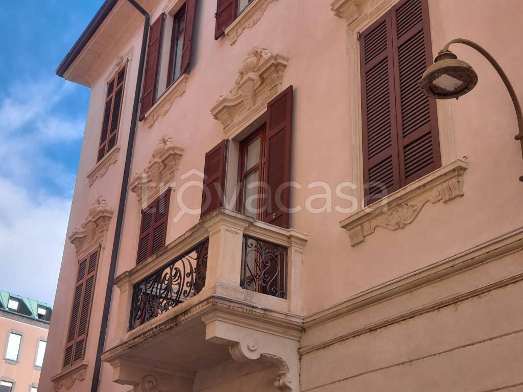 appartamento in affitto a Como in zona Como Centro