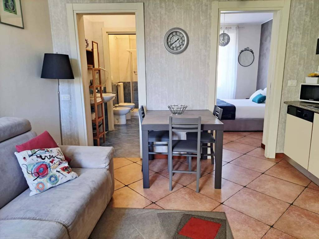 appartamento in affitto a Como in zona Piazza Volta
