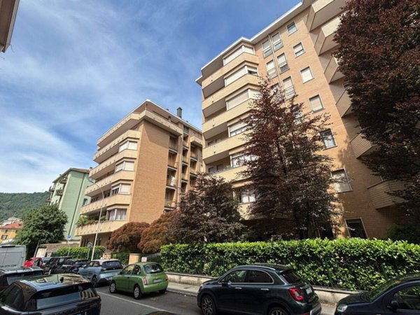 appartamento in affitto a Como in zona Borghi
