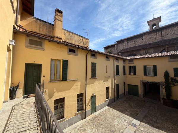 appartamento in affitto a Como in zona Como Centro
