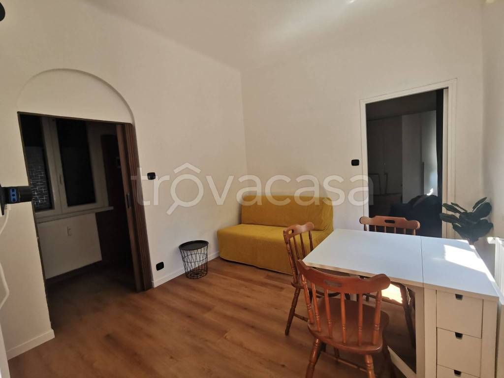 appartamento in affitto a Como in zona Ponte Chiasso