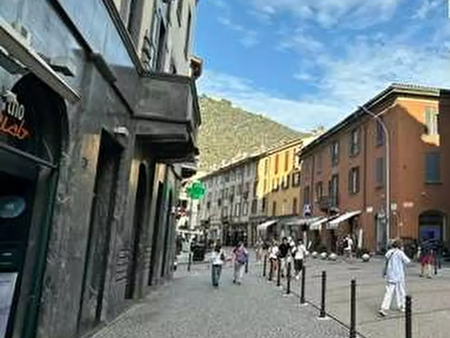 appartamento in affitto a Como in zona Piazza Volta