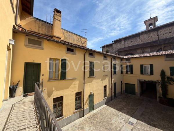 appartamento in affitto a Como in zona Como Centro