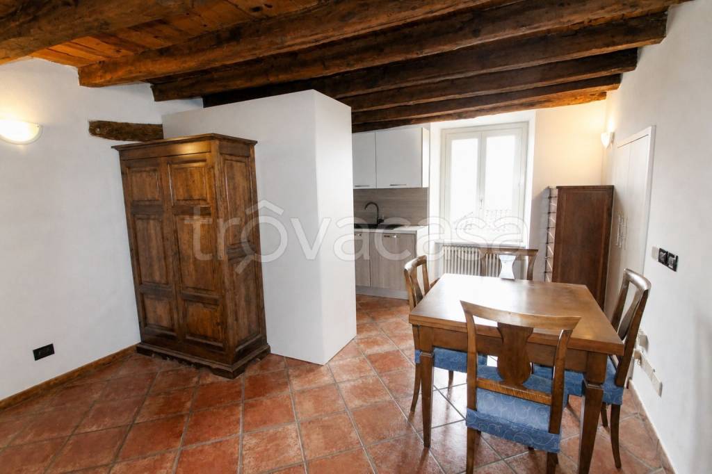 appartamento in affitto a Como in zona Prudenziana