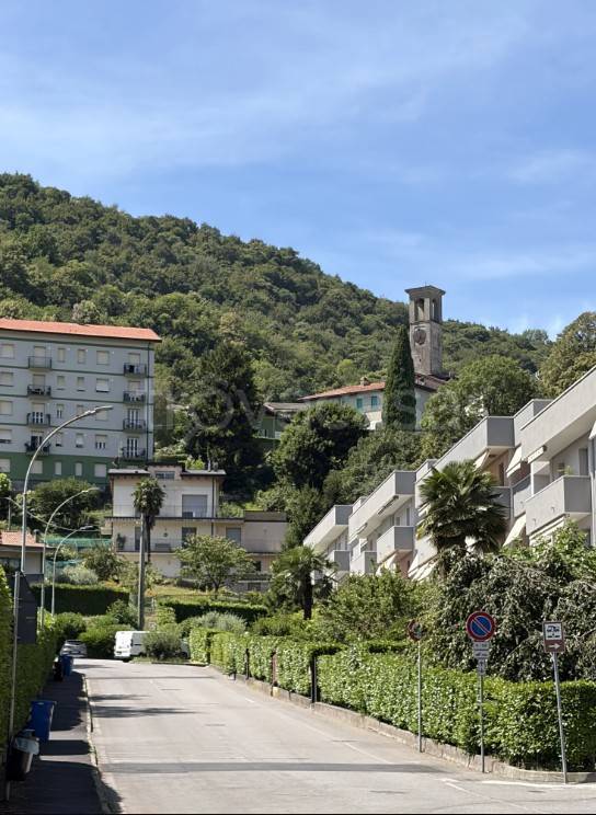 appartamento in affitto a Como in zona Tavernola