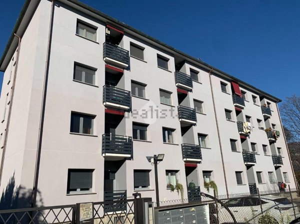 appartamento in affitto a Como in zona Muggiò