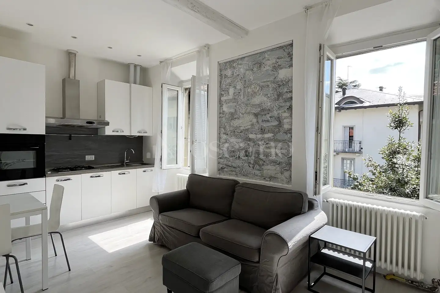 appartamento in affitto a Como in zona Valduce