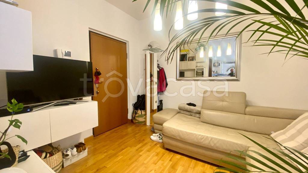 appartamento in affitto a Como in zona Viale Varese