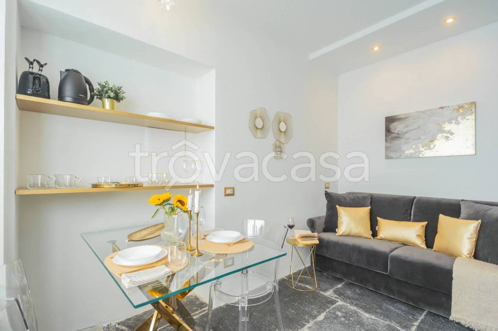 appartamento in affitto a Como in zona Valduce