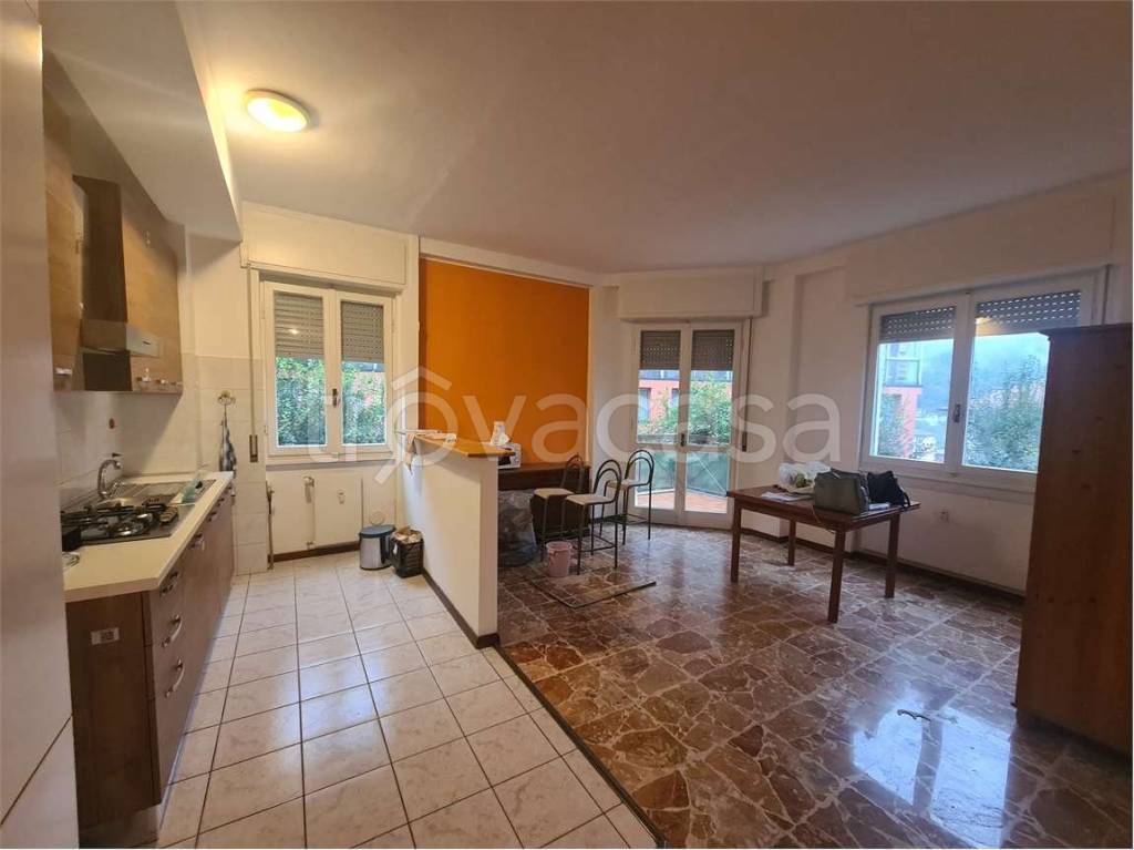 appartamento in affitto a Como in zona Salita dei Cappuccini