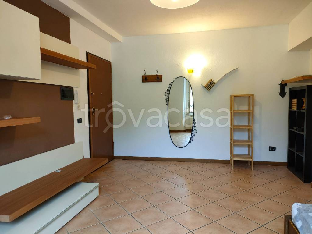 appartamento in affitto a Como in zona Borghi
