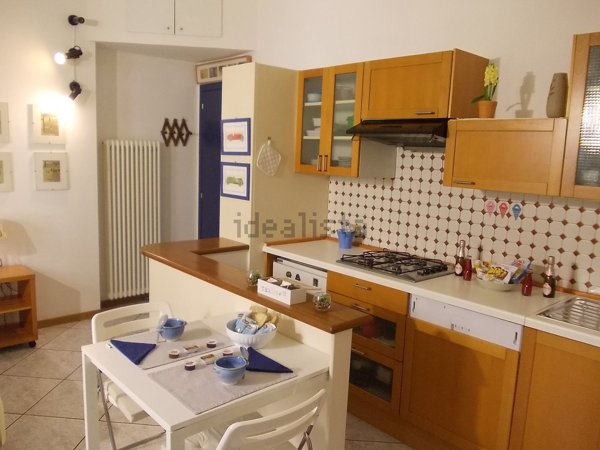 appartamento in affitto a Como in zona Via Mentana