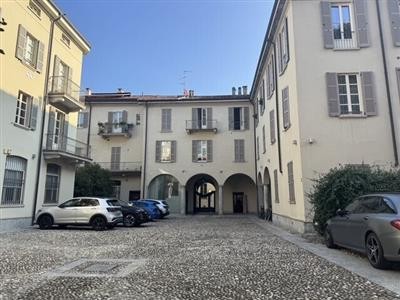 appartamento in affitto a Como in zona Piazza Volta