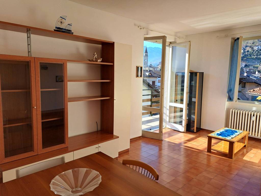 appartamento in affitto a Domaso